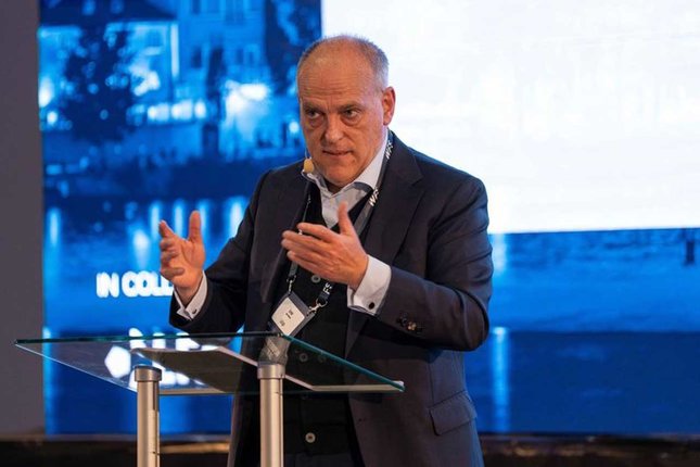 Tebas Nilai Kepemimpinan Infantino Sudah Berakhir Presiden LALIGA, Javier Tebas (c) Dok. LALIGA