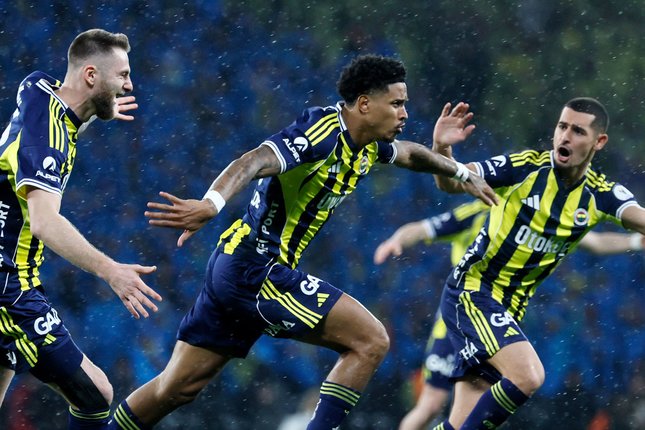 Prediksi Starting XI Fenerbahce vs Aston Villa