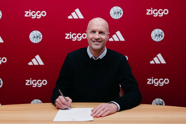 Maarten Paes Menyusul Jordi Cruyff
