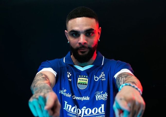 Kesan Layvin Kurzawa