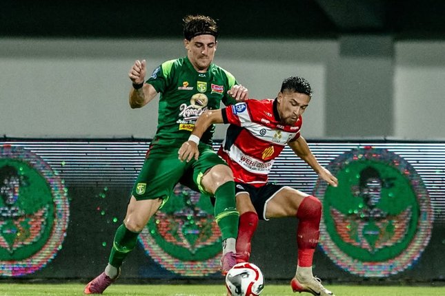 Duel Madura United vs Persebaya Surabaya di BRI Super League, Sabtu (3/1/2025) (c) Dok. Persebaya Surabaya