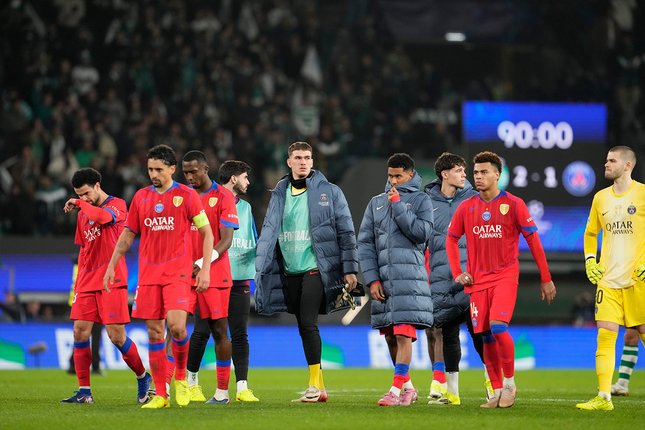 Frustrasi di Ruang Ganti