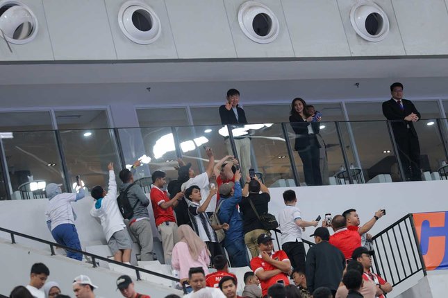 Menonton dari Royal Box Indonesia Arena Menonton dari Royal Box Indonesia Arena