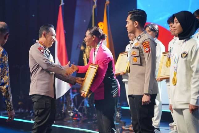 Beri Kesempatan Atlet Berprestasi Gabung Kepolisian