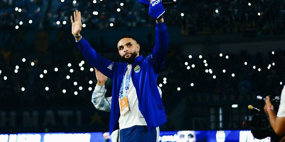 Yah! Bojan Hodak Pastikan Layvin Kurzawa Belum Akan Debut dengan Persib Vs Persis