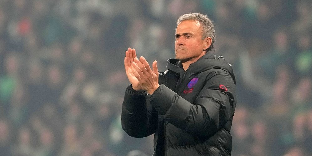 MU Gigit Jari! Luis Enrique Tidak Minat Latih Setan Merah!