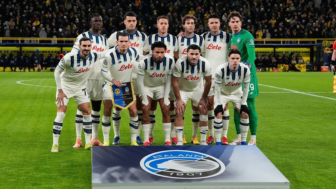 Dortmund vs Atalanta 2-0: Marten De Roon Tak Kehilangan Harapan Dortmund vs Atalanta 2-0: Marten De Roon Tak Kehilangan Harapan