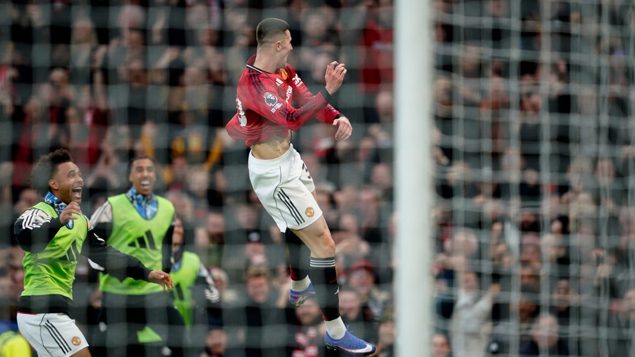 Gol Krusial Benjamin Sesko Antar Man United Menang, Etos Kerja Tuai Pujian Gol Krusial Benjamin Sesko Antar Man United Menang, Etos Kerja Tuai Pujian