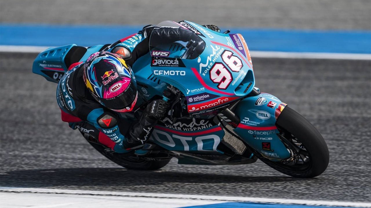 Hasil FP2 Moto2 Thailand 2026: Daniel Holgado Catat Waktu Tercepat, Ungguli Izan Guevara