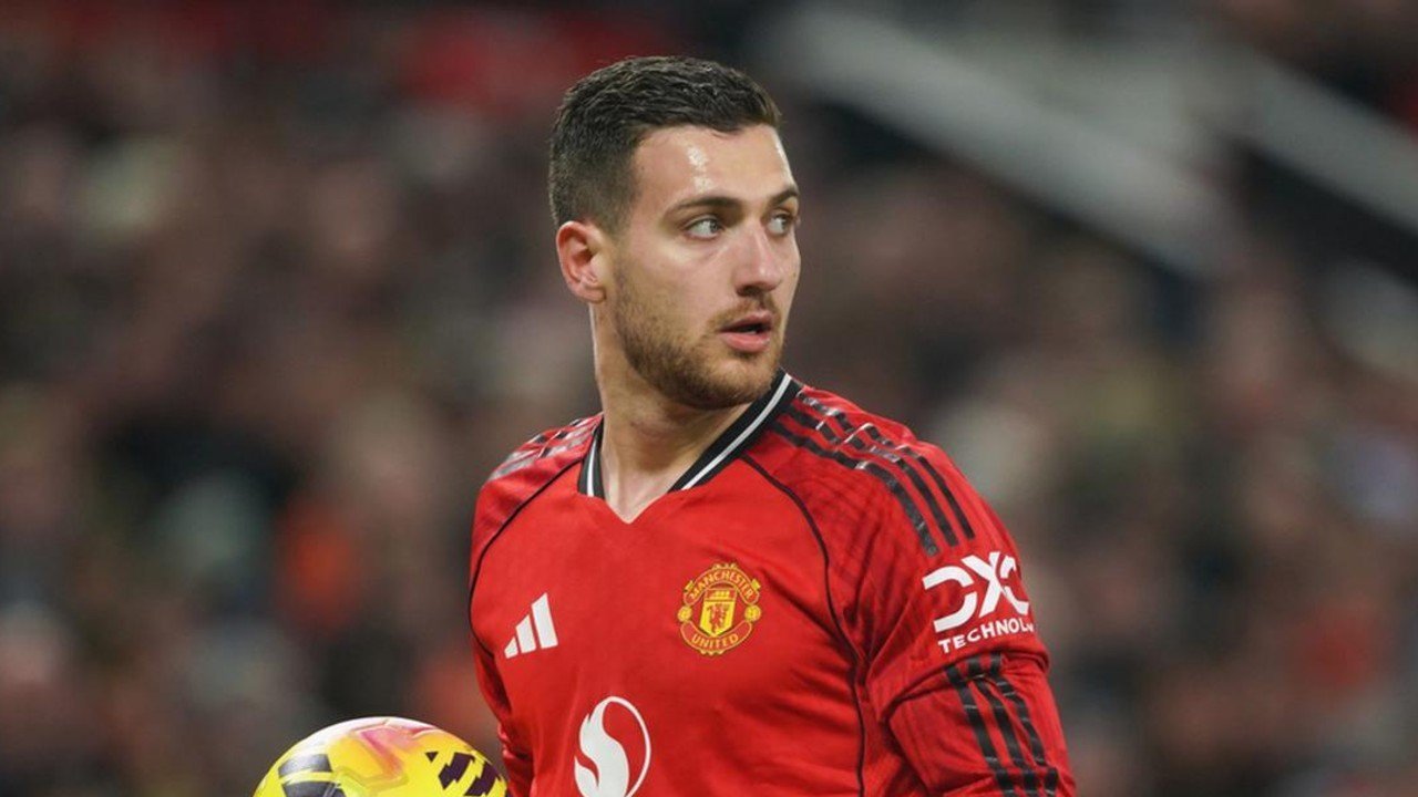 Diogo Dalot, Pemain Spesial di Man United: Selalu Terpakai dari Era Mourinho, Solskjaer, Ten Hag, Amorim, hingga Carrick