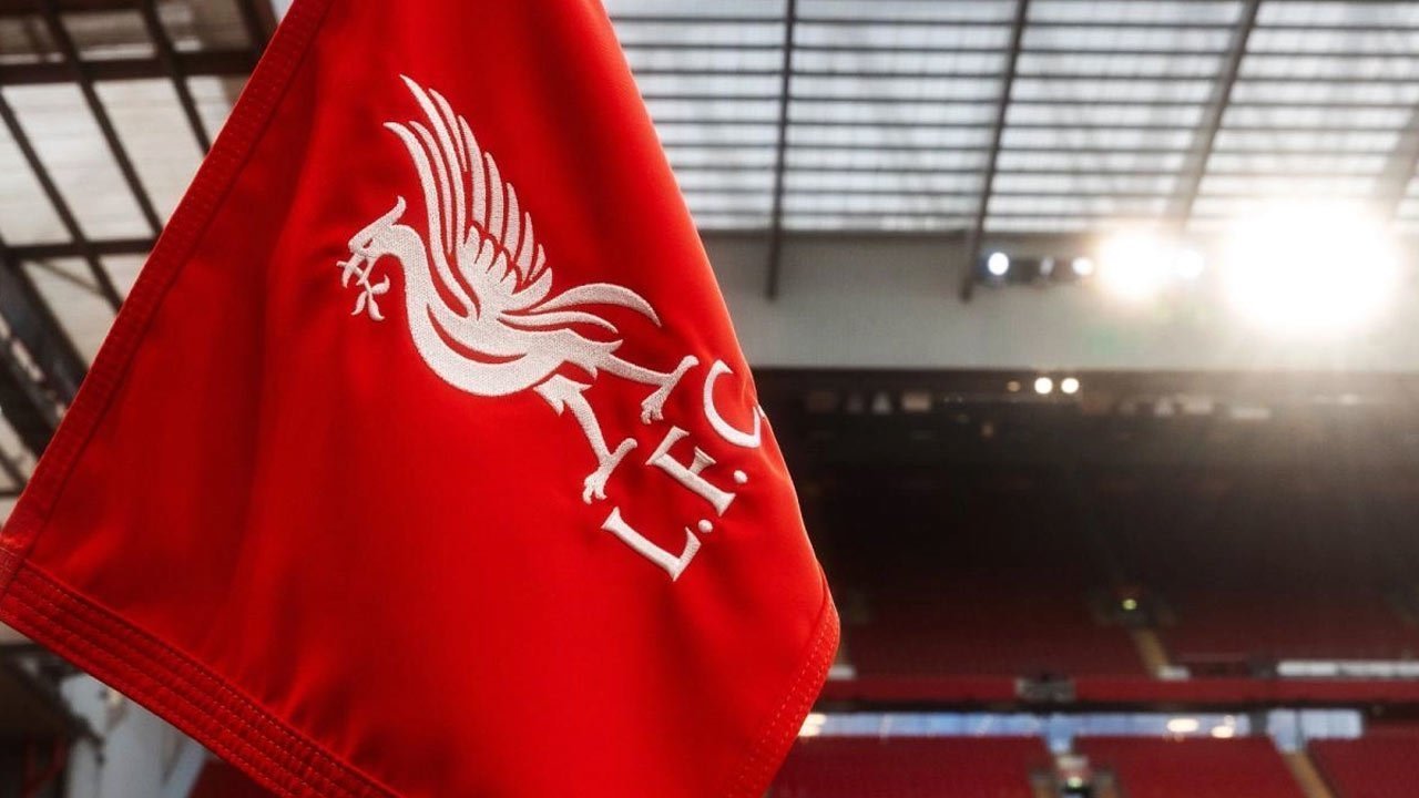 Masterclass Liverpool! Bukan Cuma Juara di Lapangan, The Reds Bikin Revolusi 'The Red Way' Demi Bumi