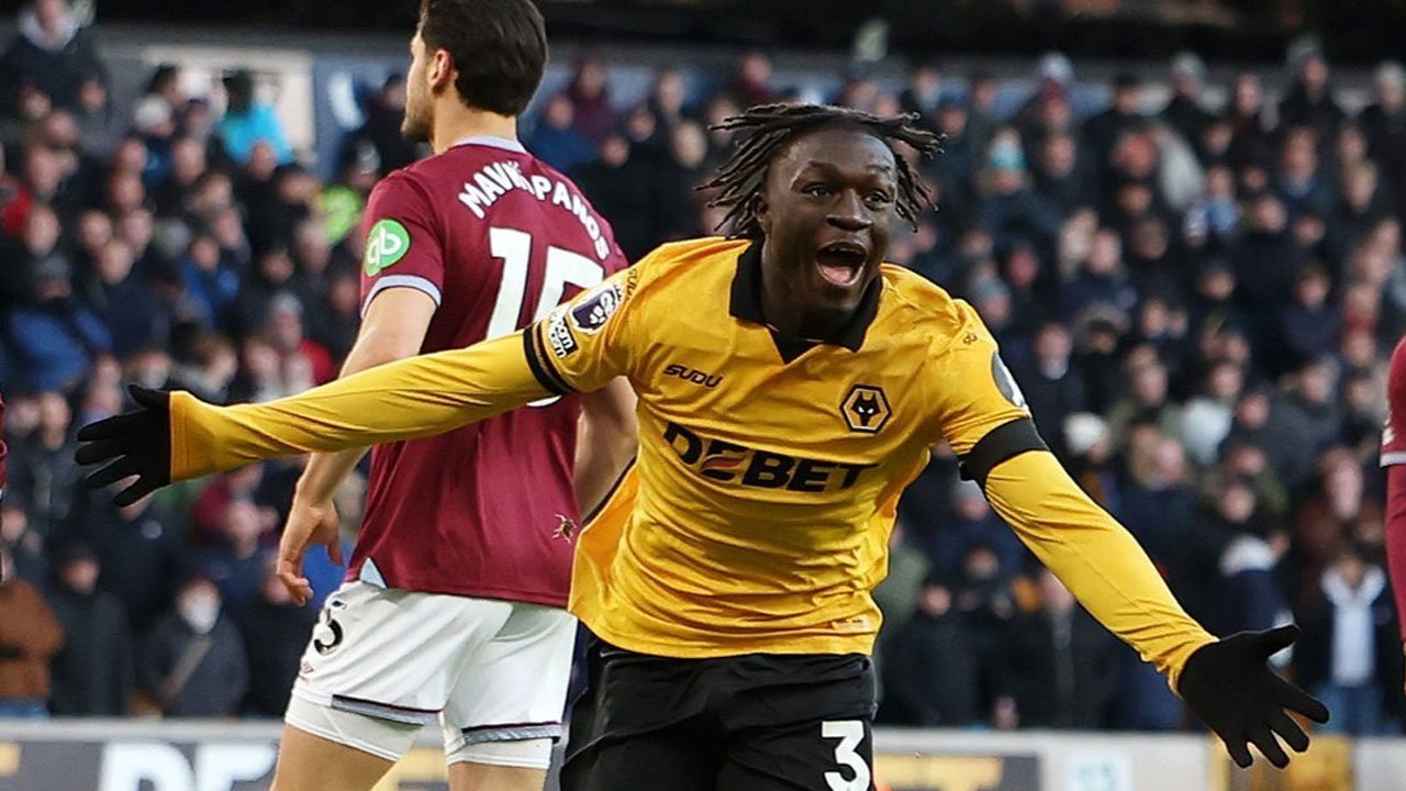 Liverpool Siap Tikung MU untuk Transfer Berlian Wolverhampton Ini