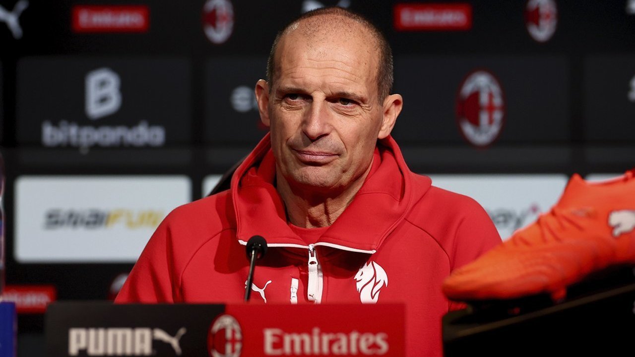 Allegri Sebut Inter Milan Favorit Scudetto, AC Milan Kibarkan Bendera Putih? Allegri Sebut Inter Milan Favorit Scudetto, AC Milan Kibarkan Bendera Putih?