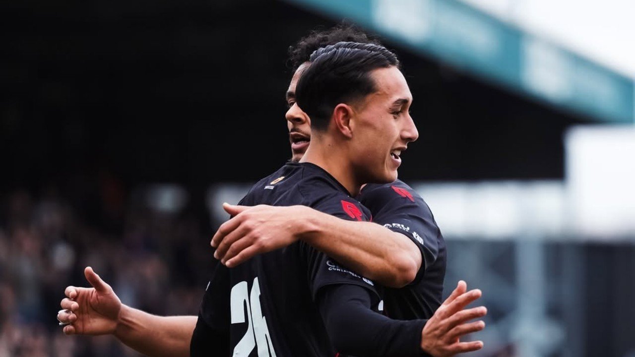 Ramai-Ramai Bintang Timnas Indonesia Semangati Miliano Jonathans yang Mengalami Cedera ACL Kedua dalam 2 Tahun