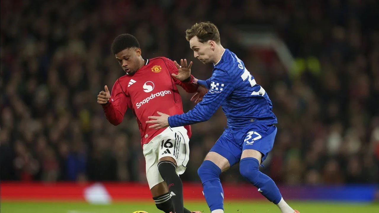 Prediksi Everton vs Man United 24 Februari 2026