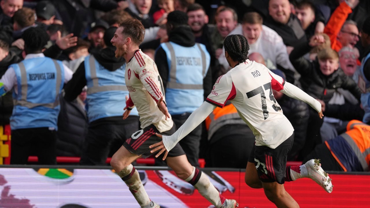 Liverpool Diminta Beri Rio Ngumoha Lebih Banyak Menit Bermain Liverpool Diminta Beri Rio Ngumoha Lebih Banyak Menit Bermain