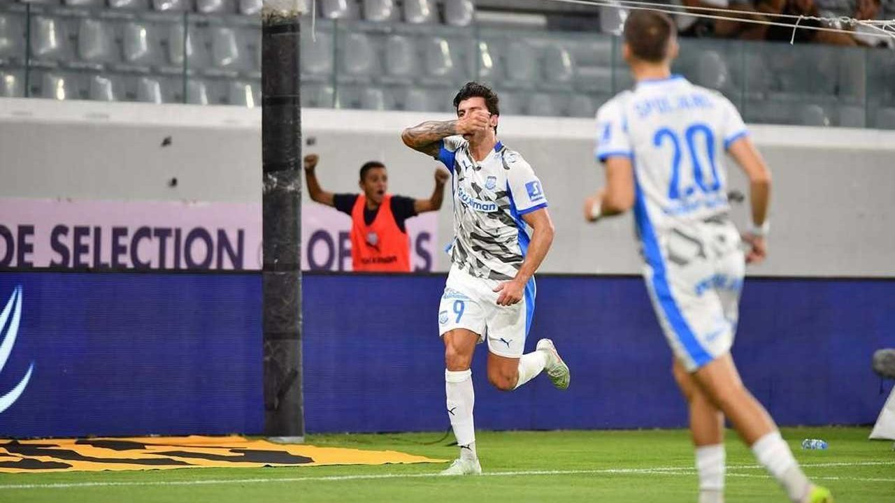 Borneo FC vs Persib: Thom Haye Absen, Sergio Castel Masih Diragukan