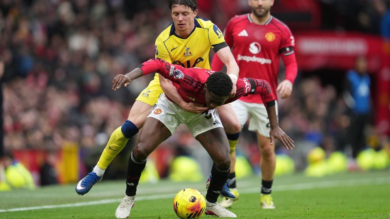 Man Utd vs Tottenham: Magis Mainoo dan 4 Kemenangan Beruntun Setan Merah