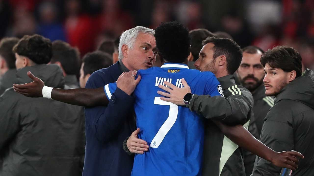 Hasil Benfica vs Real Madrid: Dugaan Rasisme, Jose Mourinho Kartu Merah, dan Gol Indah Vinicius Junior