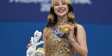 Akhiri Puasa 24 Tahun, Comeback Sensasional Alysa Liu Rebut Emas Olimpiade 2026
