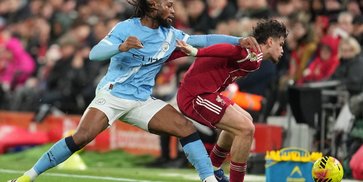 Rapor Pemain Liverpool vs Man City: Blunder Alisson Hancurkan Gol Indah Szoboszlai