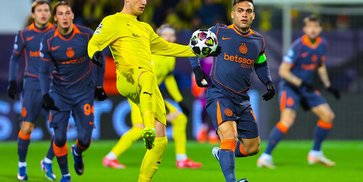 Inter Milan Kesulitan Main di Lapangan Rumput Sintetis, tapi Bukan Jadi Alasan Kalah di Kandang Bodo/Glimt Inter Milan Kesulitan Main di Lapangan Rumput Sintetis, tapi Bukan Jadi Alasan Kalah di Kandang Bodo/Glimt