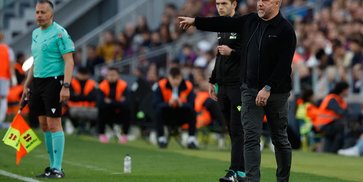 Pedri dan Ferran Torres Bongkar Sanksi Gila Hansi Flick di Barcelona, Telat 10 Menit Bisa Kena Rp700 Juta!