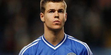 Dari Eks Chelsea hingga Barcelona: 5 Pemain yang Pensiun di 2026