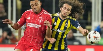 Prediksi Nottm Forest vs Fenerbahce 27 Februari 2026
