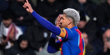 Absen 2 Bulan Langsung Kapten dan Cetak Gol, Araujo Bikin Hansi Flick Langgar Prinsip Sendiri