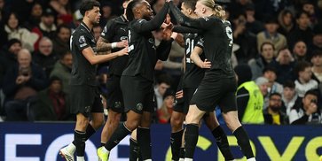 Man City Masih Bisa Juara! Begini Respons Guardiola Soal Selisih Poin dengan Arsenal Man City Masih Bisa Juara! Begini Respons Guardiola Soal Selisih Poin dengan Arsenal