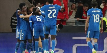 Rekap Hasil Liga Champions Tadi Malam: Juventus Dibantai, Real Madrid Raih Kemenangan Rekap Hasil Liga Champions Tadi Malam: Juventus Dibantai, Real Madrid Raih Kemenangan