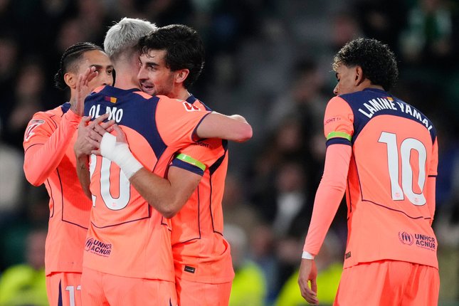 Jalannya Pertandingan Elche vs Barcelona Jalannya Pertandingan Elche vs Barcelona