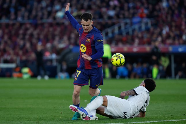 Marc Casado dan Kepadatan Lini Tengah Marc Casado dan Kepadatan Lini Tengah