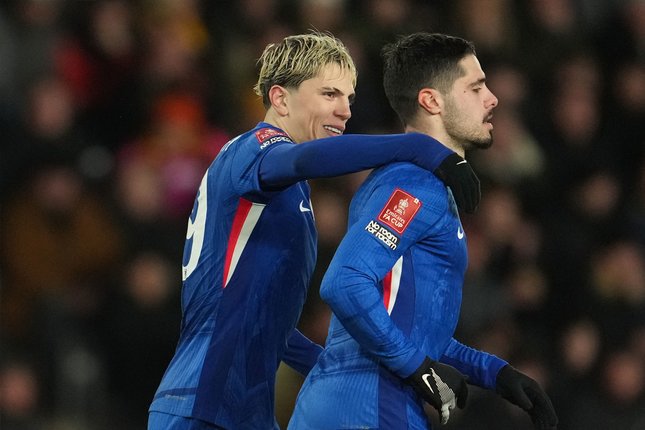 Tidak Sesuai Ekspektasi