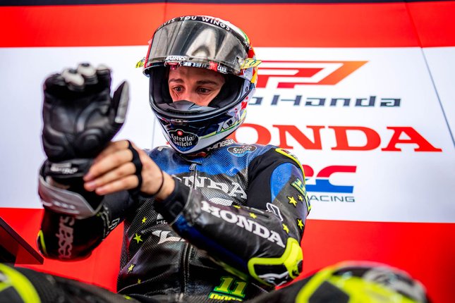 Masih Agak Tegang Kendarai Motor MotoGP