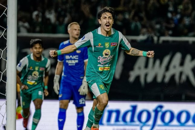 Babak Kedua Persebaya vs Dewa United
