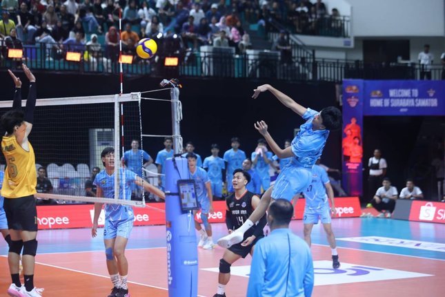 Laga Jakarta Garuda Jaya vs Jakarta Bhayangkara Presisi di Proliga 2026. (c) Proliga