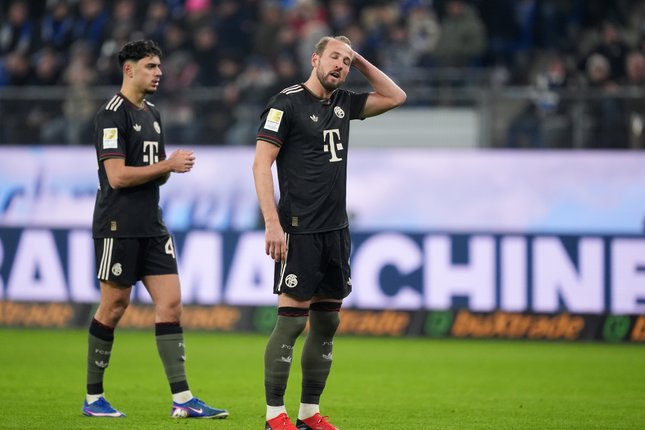 Reaksi kecewa Harry Kane dalam laga Bundesliga antara Hamburg SV vs Bayern Munchen, 31 Januari 2026 (c) Marcus Brandt/dpa via AP