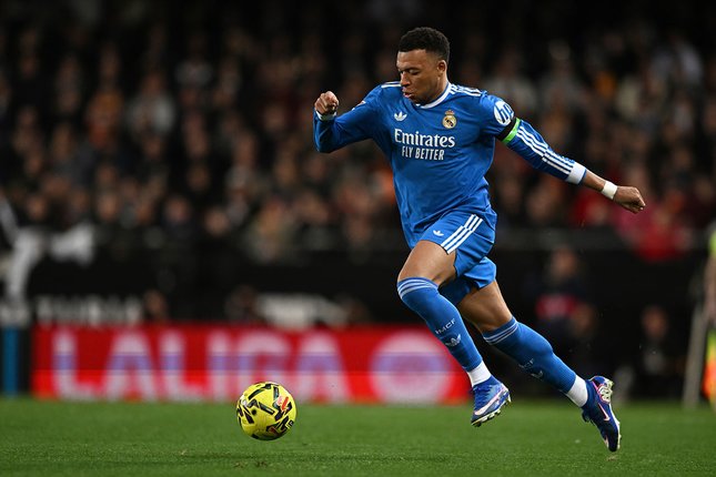 Mbappe Si Alien Baru