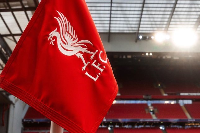 Ramsay Terpinggirkan, Gelandang Jadi Solusi