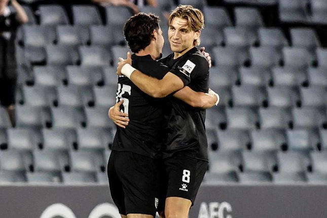 Profil dan Perjalanan Karier Luke Vickery Profil dan Perjalanan Karier Luke Vickery