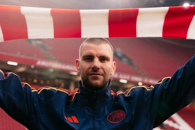 Ajax Sudah Lama Incar Paes