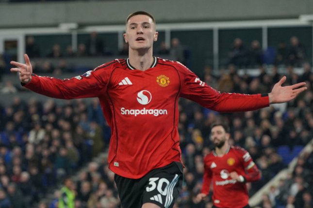 Kembali ke Empat Besar