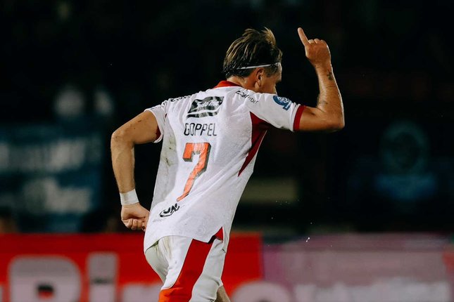 Daftar Susunan Pemain