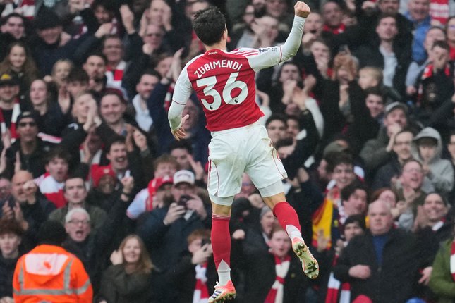 Persaingan di Arsenal Makin Ketat Persaingan di Arsenal Makin Ketat