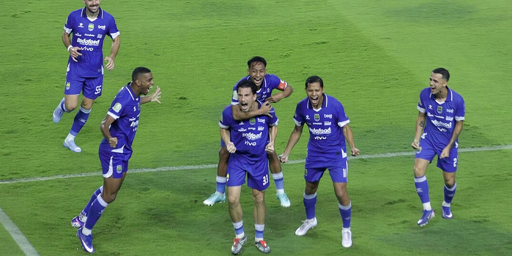 Nonton Live Streaming Persib vs Persijap - BRI Super League 2025/2026