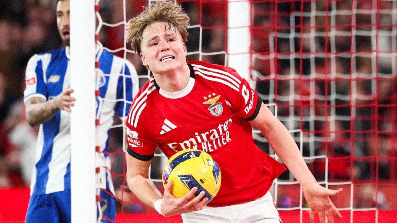 Lagu Lama Jose Mourinho: Ribut di Lapangan, Dapat Kartu Merah, Benfica Imbangi Porto 2-2