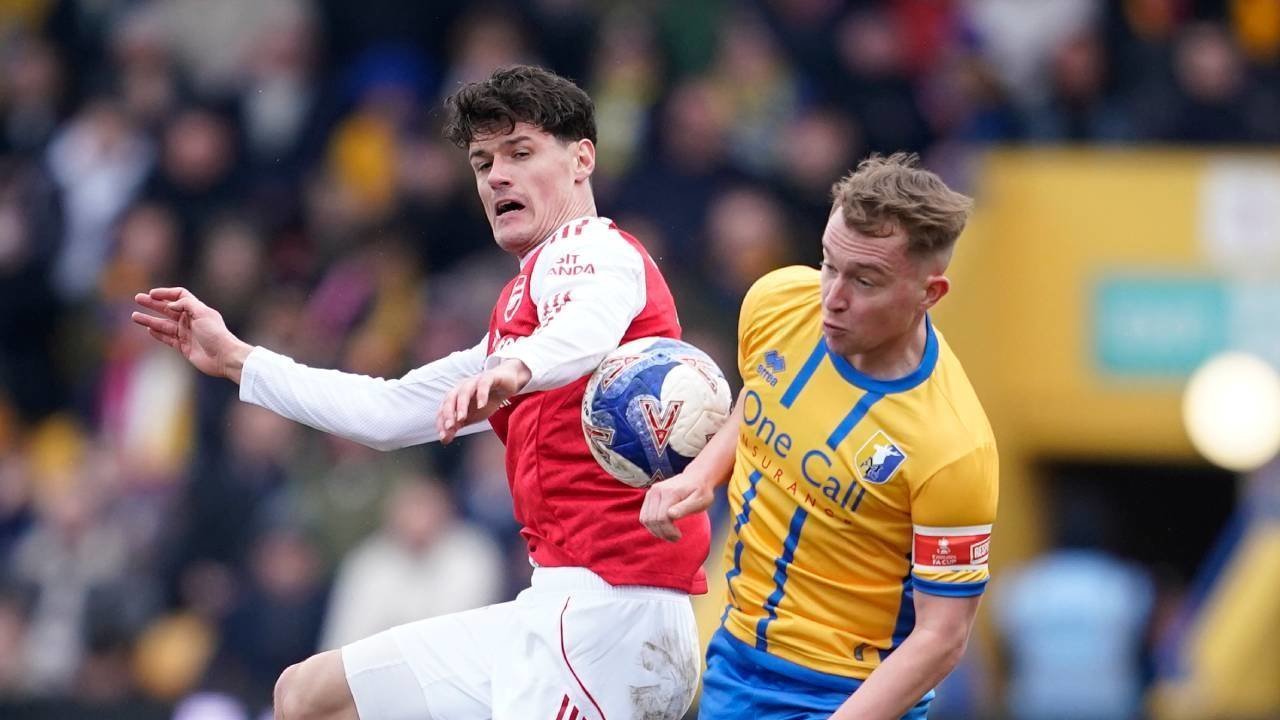 6 Pelajaran dari Kemenangan Sulit Arsenal di Markas Mansfield: Mimpi Empat Trofi Masih Hidup