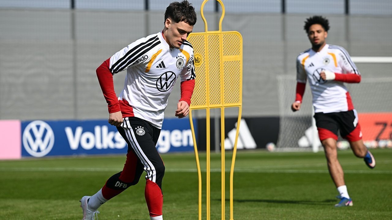 Malam Gemerlap Florian Wirtz: Cetak 2 Gol 2 Assit, Bawa Jerman Menang Dramatis! Malam Gemerlap Florian Wirtz: Cetak 2 Gol 2 Assit, Bawa Jerman Menang Dramatis!